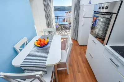 Kuhinja ili čajna kuhinja u objektu Apartments Vladimir