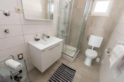 Kupaonica u objektu Apartment Nensi