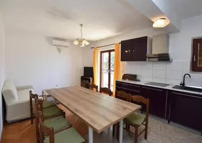 Kuhinja ili čajna kuhinja u objektu Apartments Dusan