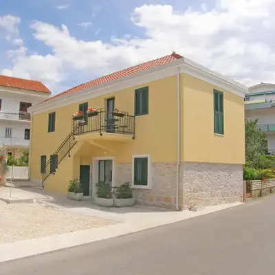 Apartments Mare