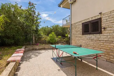 Stolni tenis u objektu Villa Amalia ili u blizini