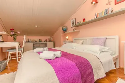Krevet ili kreveti u jedinici u objektu Apartments with WiFi Sibenik - 14387