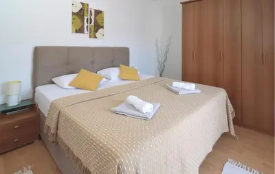 Krevet ili kreveti u jedinici u objektu 4 Bedroom Nice Home In Sibenik