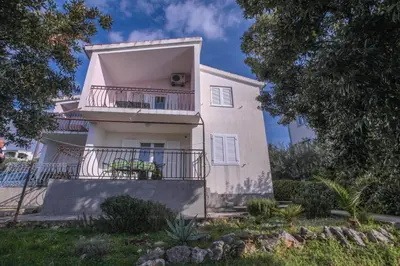 Zgrada u kojoj se nalazi apartman