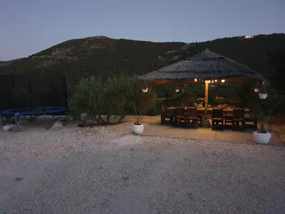 Pogled na planine ili pogled na planine iz apartmana