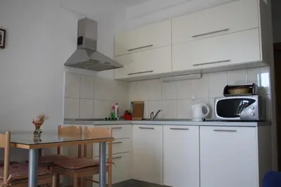 Kuhinja ili čajna kuhinja u objektu Villa Srima