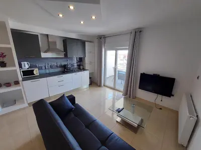 Kuhinja ili čajna kuhinja u objektu Apartments Daniel