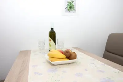 Hrana u apartmanu ili u blizini