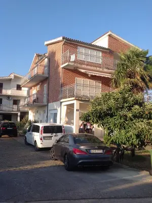 Zgrada u kojoj se nalazi apartman