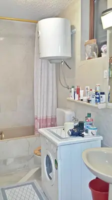 Kupaonica u objektu Spacious Apartment in Zlarin + terrace