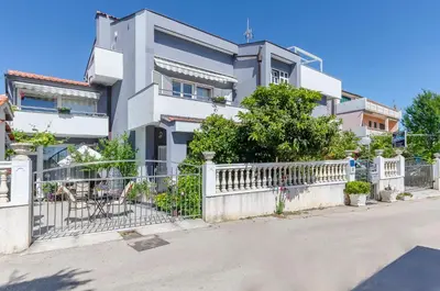 Zgrada u kojoj se nalazi apartman