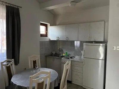 Kuhinja ili čajna kuhinja u objektu SeaView apartments