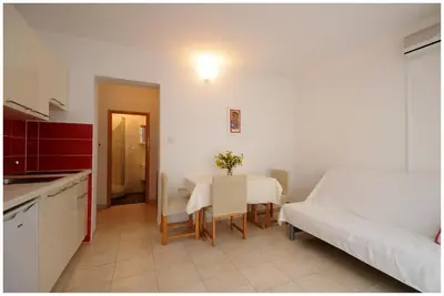 Kuhinja ili čajna kuhinja u objektu Apartments Pralija