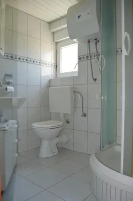 Kupaonica u objektu Apartman Latin 1