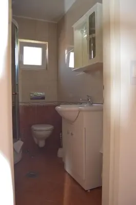 Kupaonica u objektu Apartman Latin 1