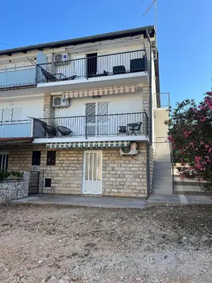 Zgrada u kojoj se nalazi apartman