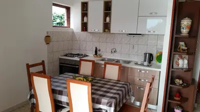 Kuhinja ili čajna kuhinja u objektu Apartments by the sea Razanj, Rogoznica - 14712