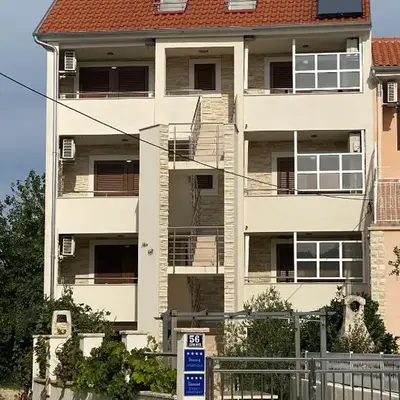 Villa DA