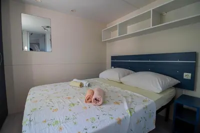 Krevet ili kreveti u jedinici u objektu Mobile homes Bonaca