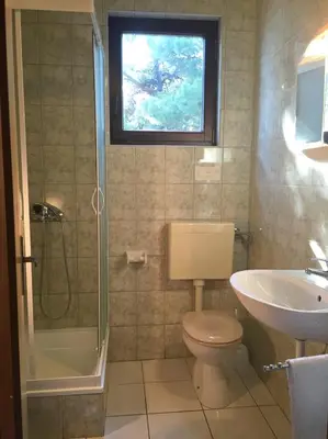 Kupaonica u objektu Apartments with parking space Vodice - 14835
