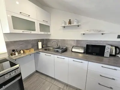 Kuhinja ili čajna kuhinja u objektu Apartmani Krnić