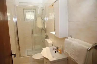 Kupaonica u objektu Apartments Araz