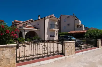 Zgrada u kojoj se nalazi apartman