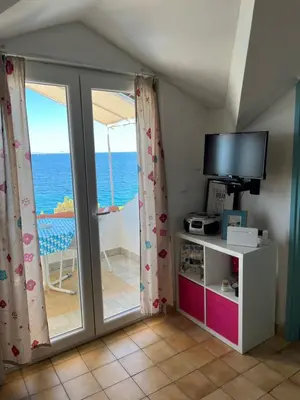 TV i/ili zabavni centar u objektu Blue View Murter