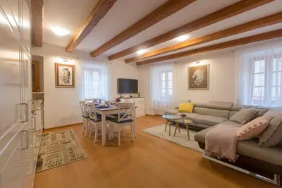 TV i/ili zabavni centar u objektu Villa Lucija Vodice
