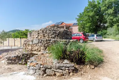 Priroda u blizini vila