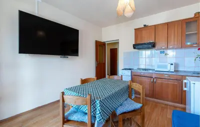 Kuhinja ili čajna kuhinja u objektu Two-Bedroom Apartment In Sibenik