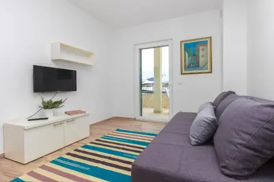 TV i/ili zabavni centar u objektu Riva