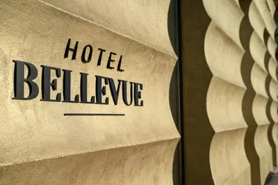 Certifikat, nagrada, logo ili neki drugi dokument izložen u objektu Bellevue Superior City Hotel