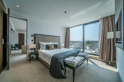 Krevet ili kreveti u jedinici u objektu Bellevue Superior City Hotel