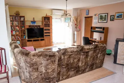 TV i/ili zabavni centar u objektu Dalmatian