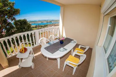 Balkon ili terasa u objektu Maestral Suites