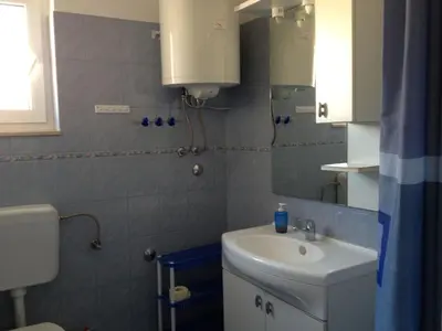 Kupaonica u objektu Family-friendly apartments with swimming pool Razanj, Rogoznica - 14232