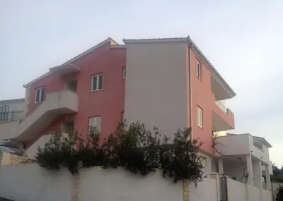 Zgrada u kojoj se nalazi apartman