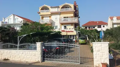 Zgrada u kojoj se nalazi apartman
