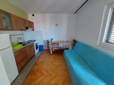 Kuhinja ili čajna kuhinja u objektu Apartment Black