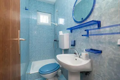 Kupaonica u objektu Apartment Ljuba