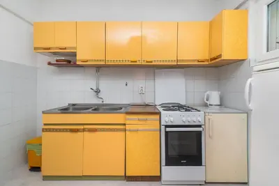 Kuhinja ili čajna kuhinja u objektu Apartment Ljuba