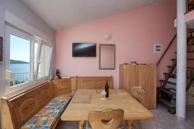 TV i/ili zabavni centar u objektu Apartments by the sea Cove Kalebova Luka, Rogoznica - 13804