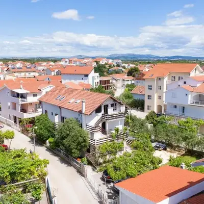 Apartments with parking space Vodice - 15228