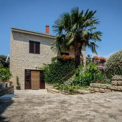 Apartments by the sea Razanj