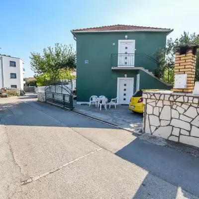 Apartments Luka