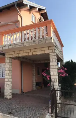 Zgrada u kojoj se nalazi apartman