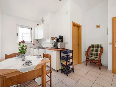 Kuhinja ili čajna kuhinja u objektu Apartments Maretic Brodarica Center