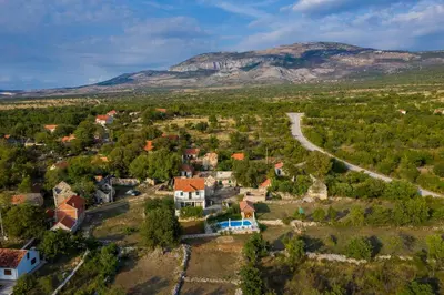 Priroda u blizini vila