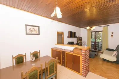 Kuhinja ili čajna kuhinja u objektu Apartment Alda